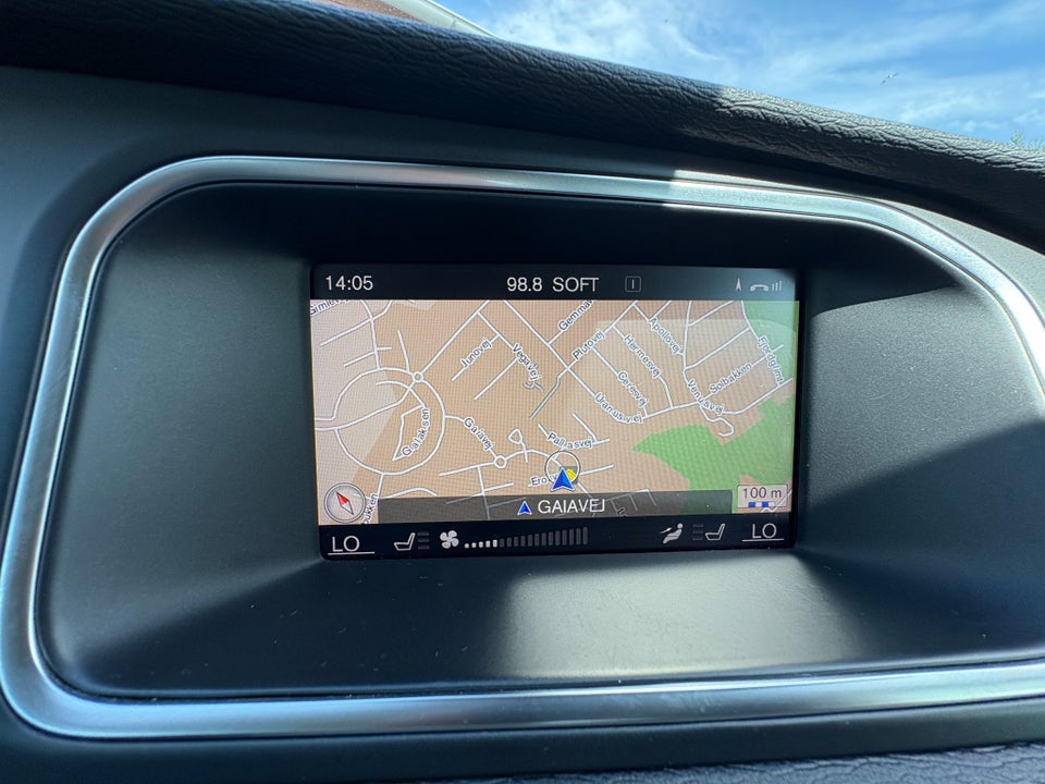 Volvo V40 2,0 D2 120 Business Advanced 5d