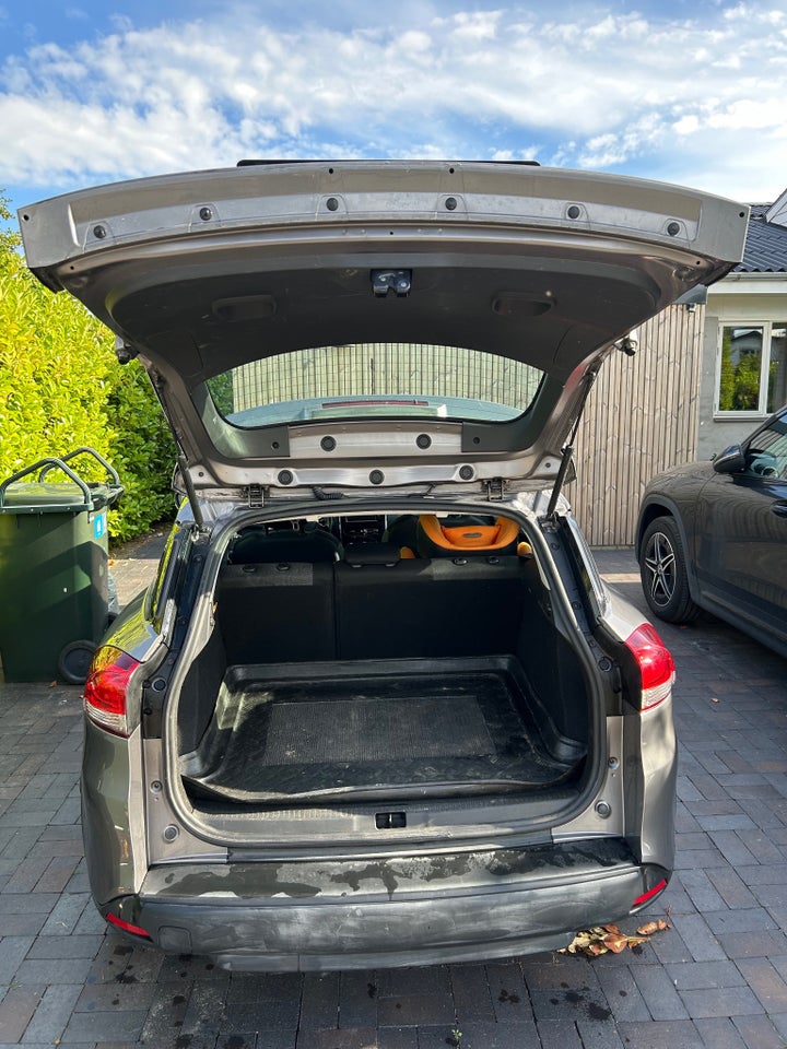 Renault Clio IV 0,9 TCe 90 Expression Sport Tourer 5d