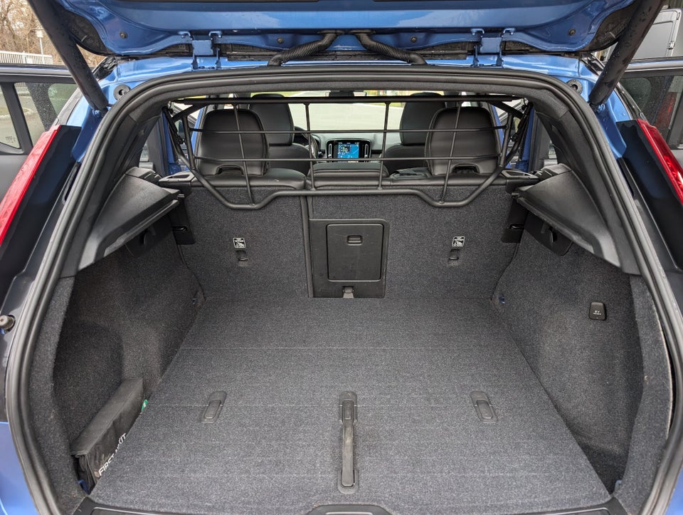 Volvo XC40 P8 ReCharge Twin R-Design 5d