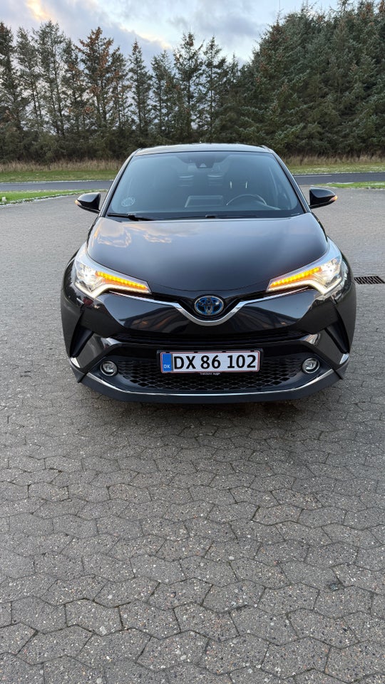 Toyota C-HR 1,8 Hybrid C-ULT CVT 5d