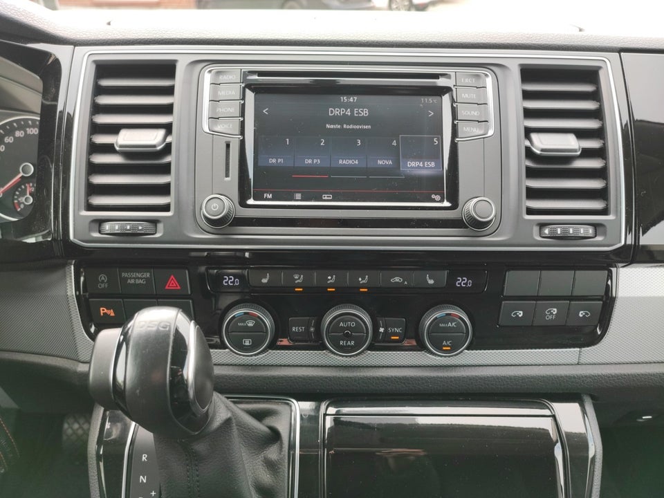 VW Multivan 2,0 TDi 150 Highline DSG kort