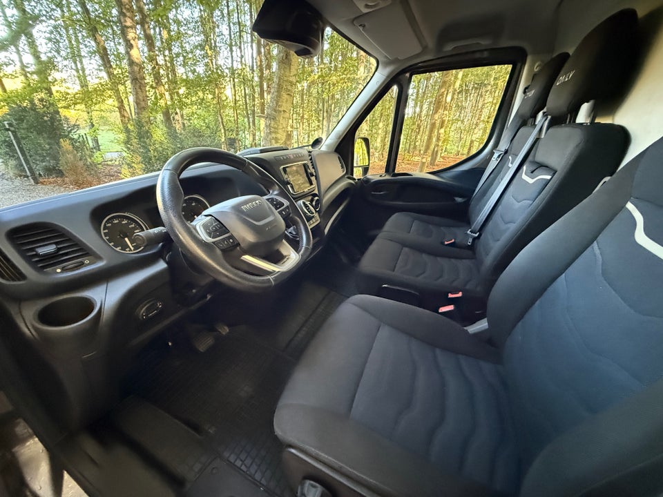 Iveco Daily 3,0 35S21 12m³ Van AG8