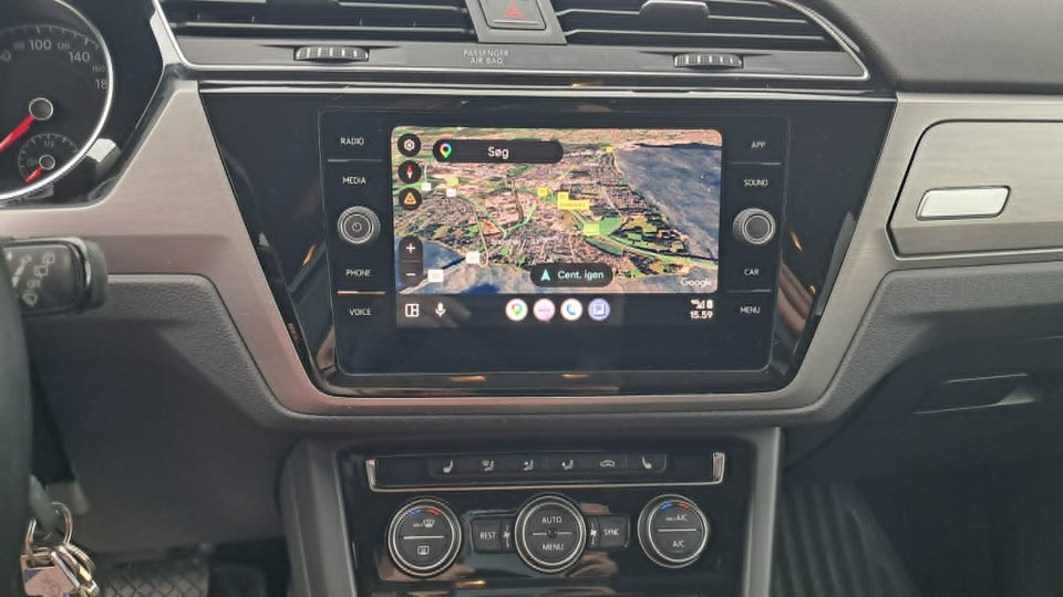 VW Touran 1,6 TDi 115 Comfortline DSG 7prs 5d