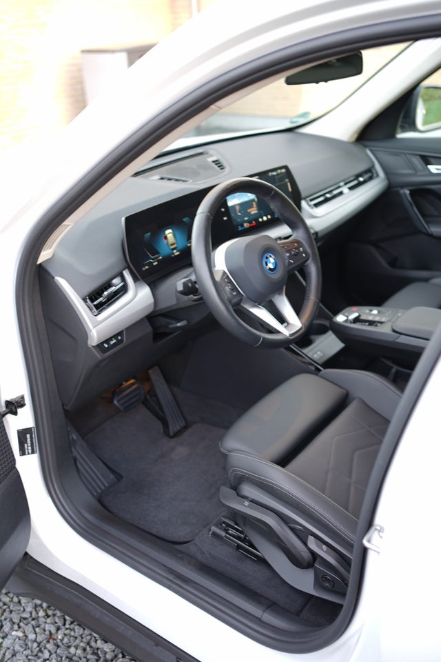 BMW iX1 eDrive20 5d