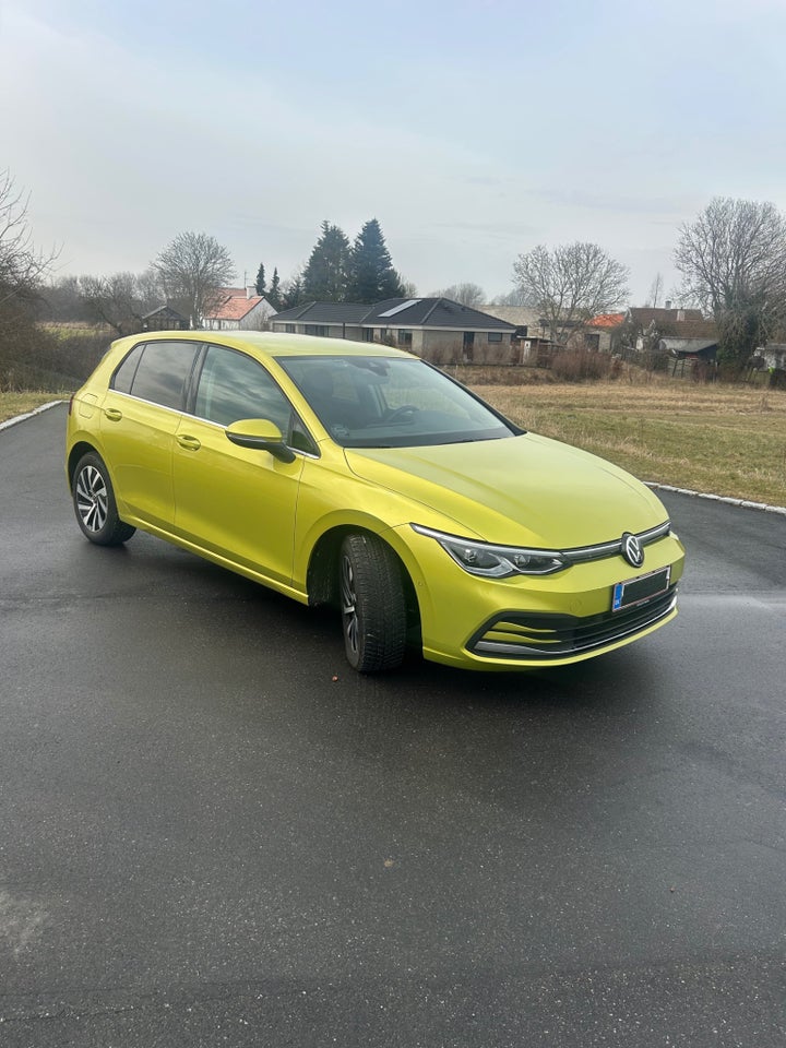 VW Golf VIII 1,4 eHybrid DSG 5d