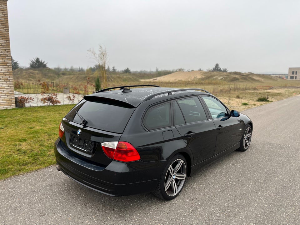 BMW 320d 2,0 Touring aut. 5d