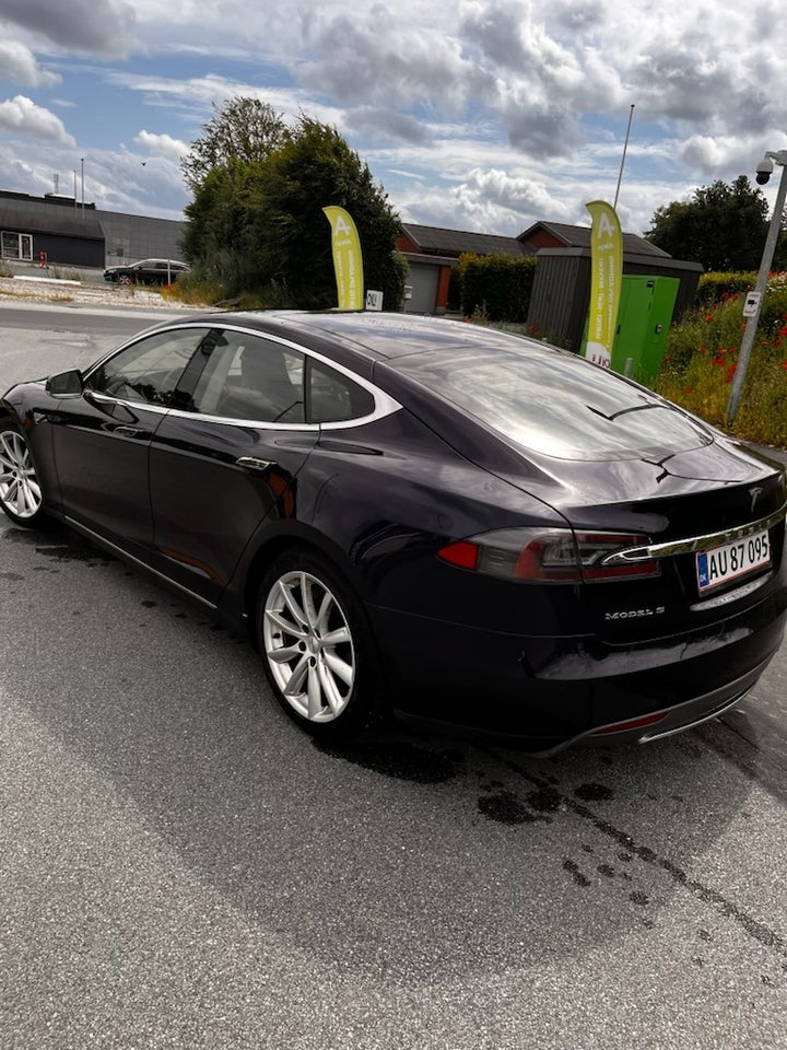 Tesla Model S 85 5d
