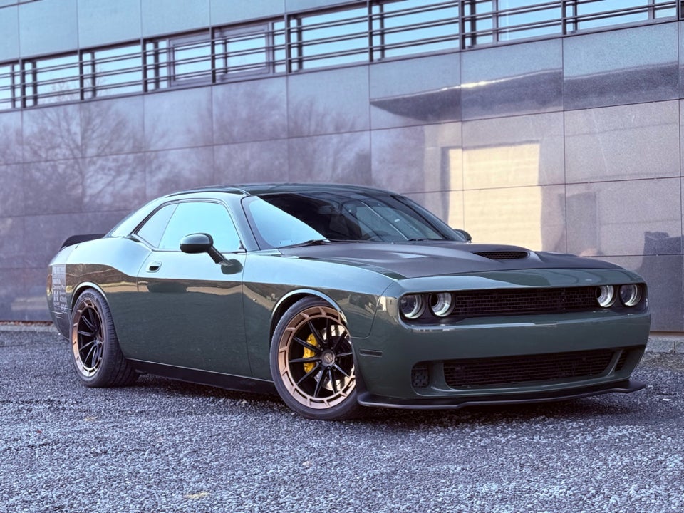 Dodge Challenger 6,1 SRT-8 2d
