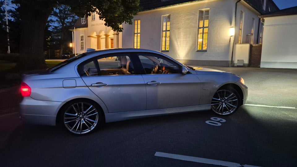 BMW 335Xi 3,0 Steptr. 4d