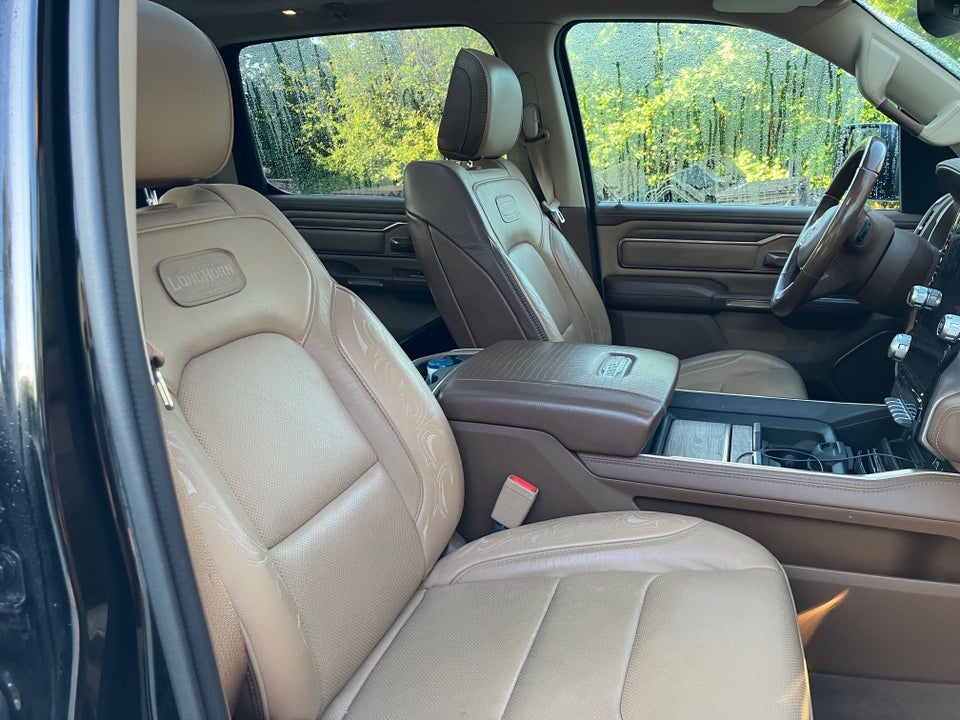 Dodge RAM 1500 5,7 V8 Hemi Longhorn aut. 4d