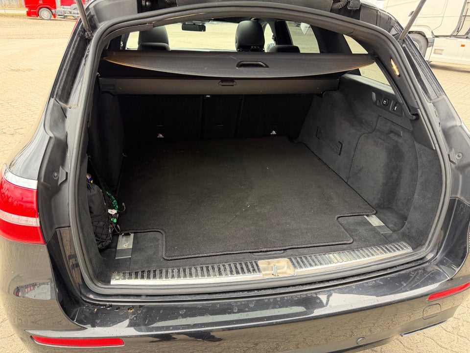 Mercedes E350 d 3,0 AMG Line stc. aut. 5d