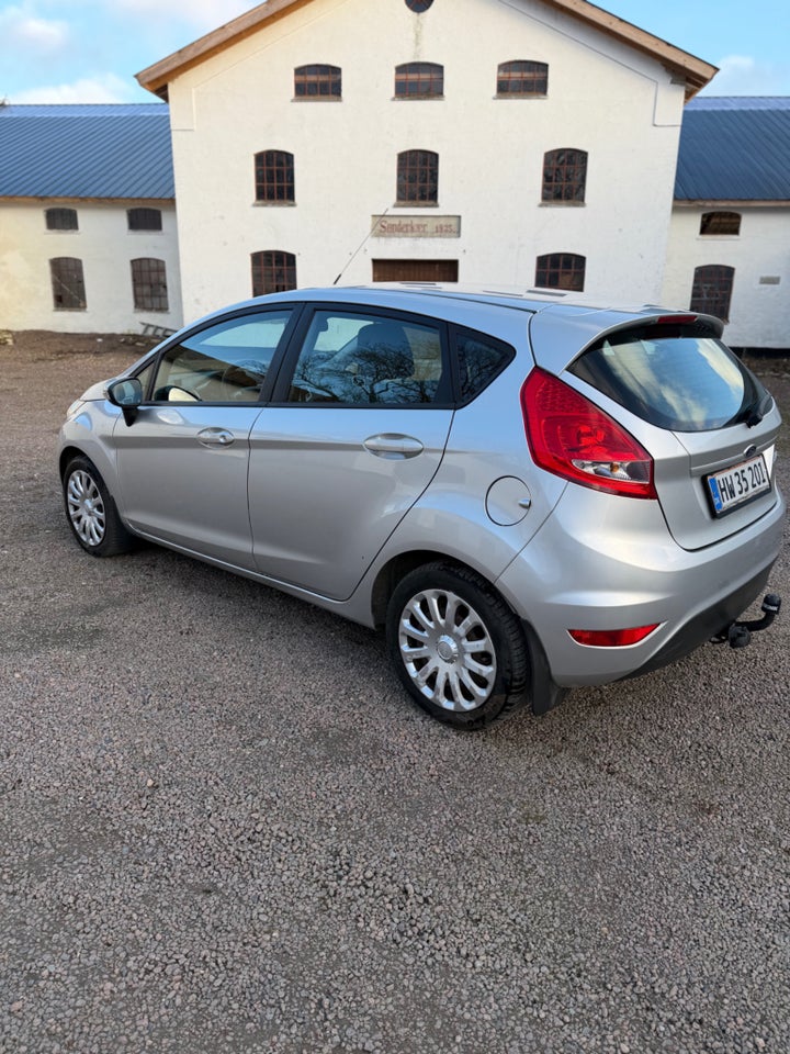 Ford Fiesta 1,25 60 Titanium 5d