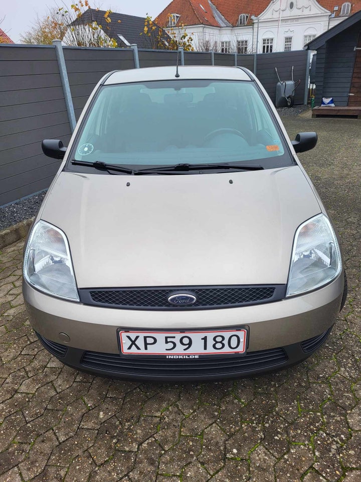 Ford Fiesta 1,3 Base 5d