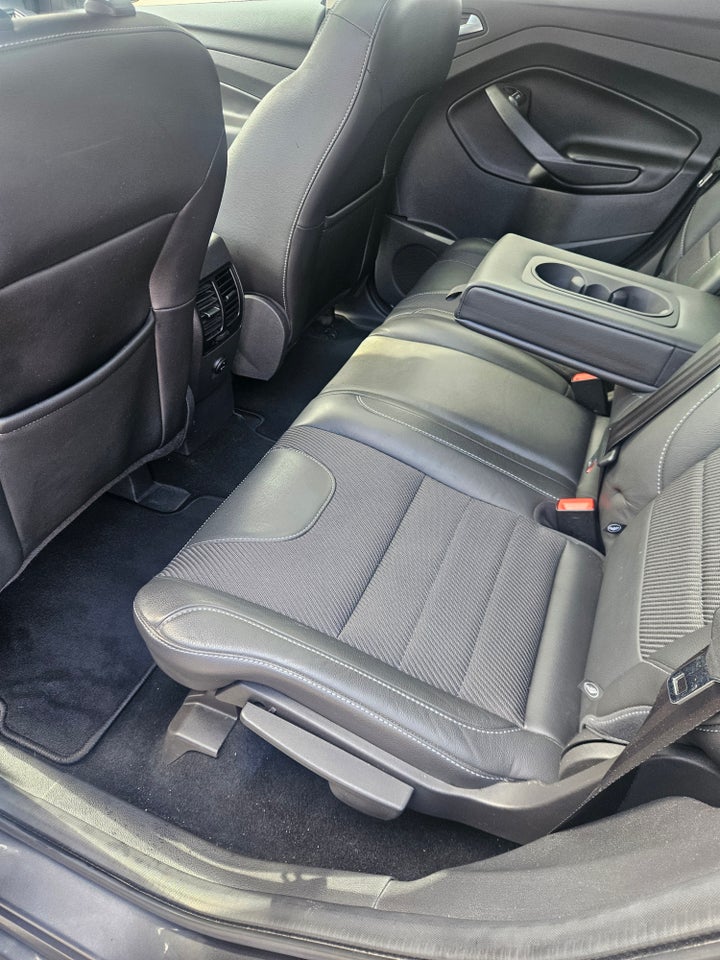 Ford Kuga 2,0 TDCi 180 Titanium aut. AWD 5d