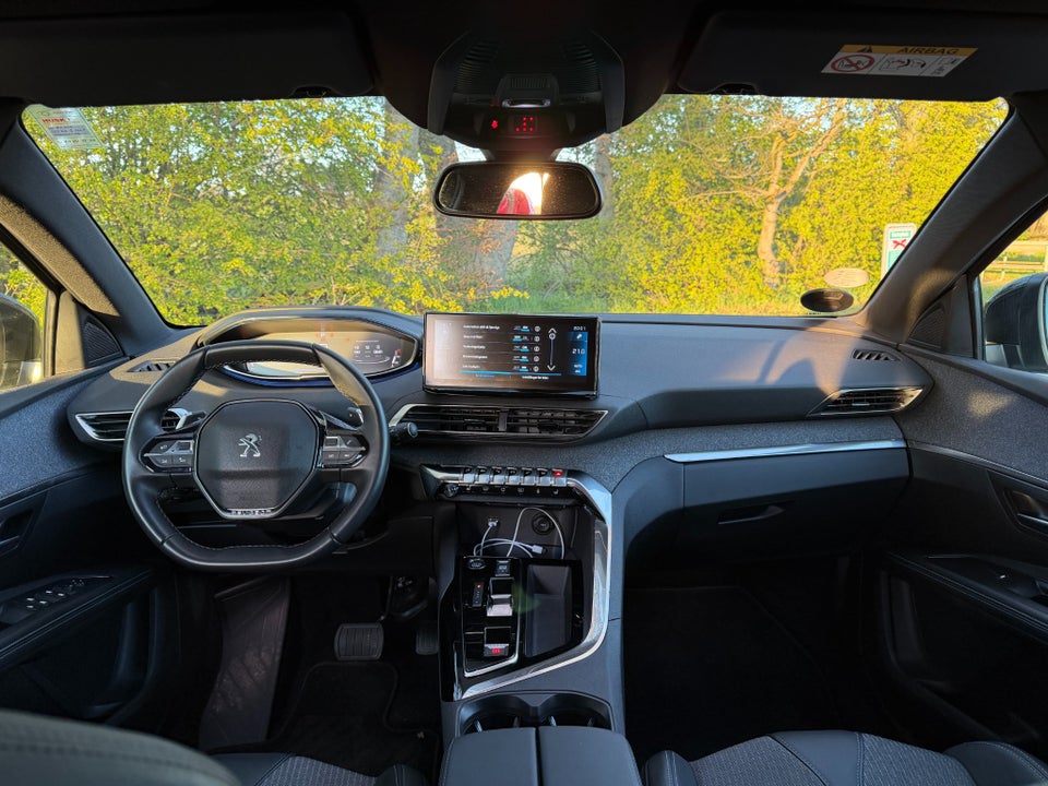 Peugeot 5008 1,5 BlueHDi 130 Allure Pack EAT8 7prs 5d