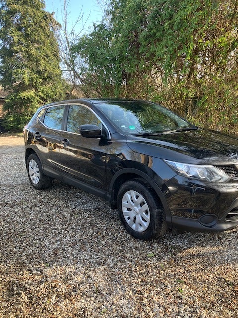 Nissan Qashqai 1,5 dCi 110 Acenta 5d