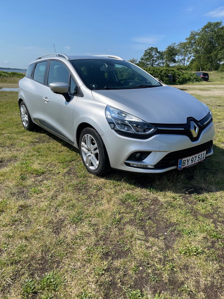 Renault Clio IV 1,5 dCi 90 Zen Sport Tourer 5d