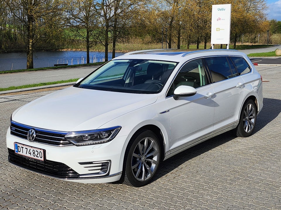 VW Passat 1,4 GTE Variant DSG 5d