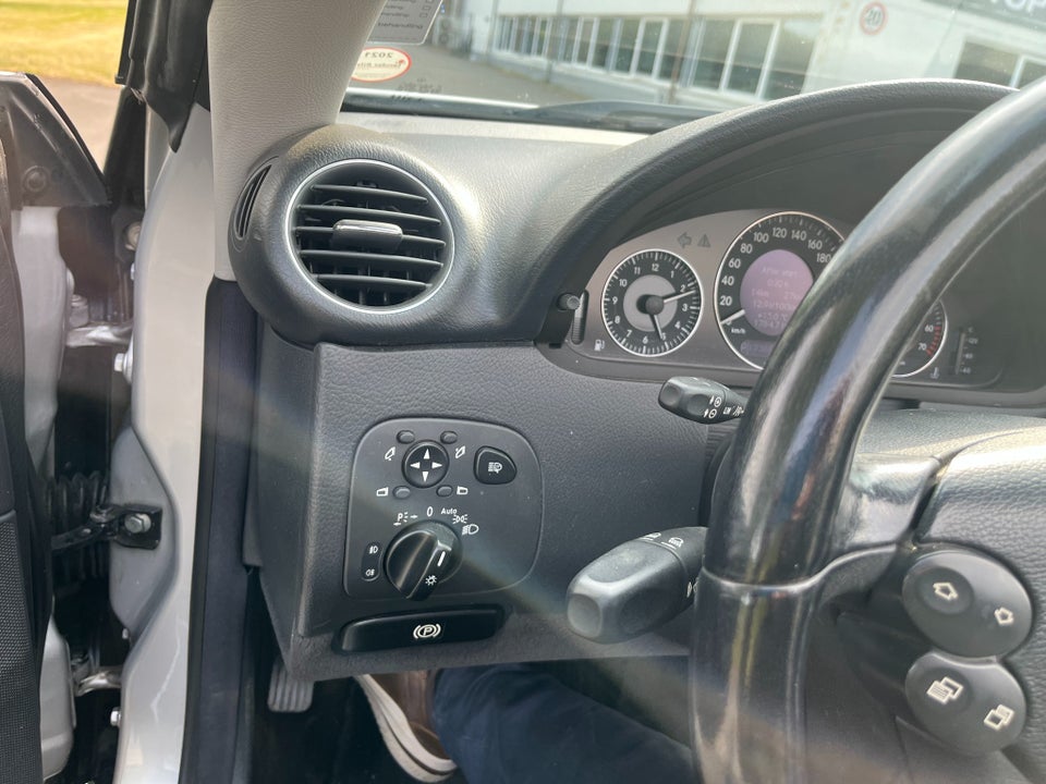 Mercedes CLK320 3,2 Avantgarde aut. 2d