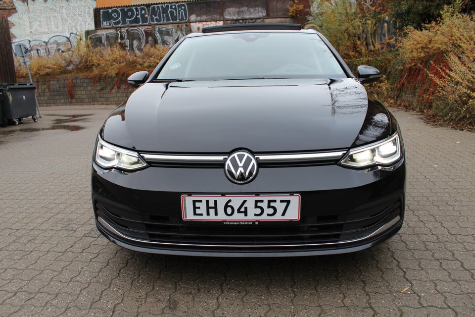 VW Golf VIII 1,4 eHybrid DSG 5d