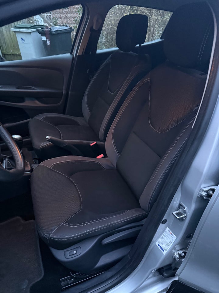 Renault Clio IV 1,5 dCi 90 Zen 5d