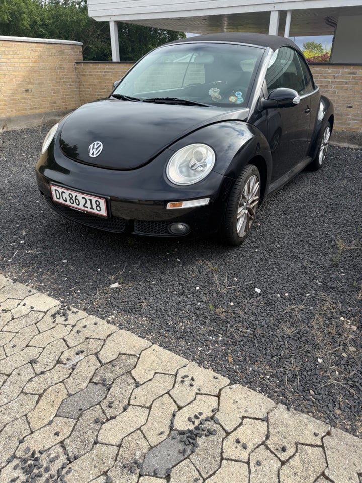 VW New Beetle 1,4 Trendline Cabriolet 2d