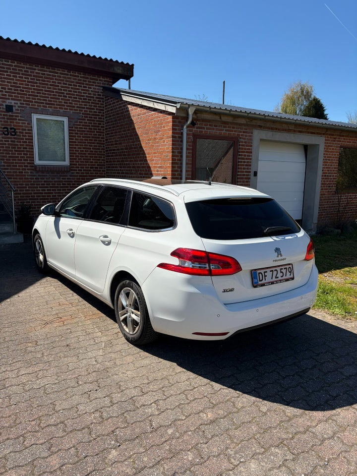 Peugeot 308 1,6 BlueHDi 120 Selection Sky SW 5d