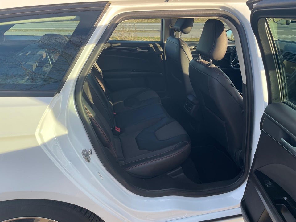 Ford Mondeo 2,0 TDCi 180 ST-Line stc. 5d