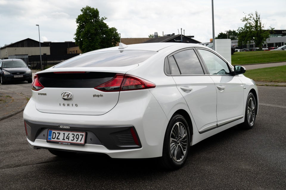 Hyundai Ioniq 1,6 PHEV Trend DCT 5d