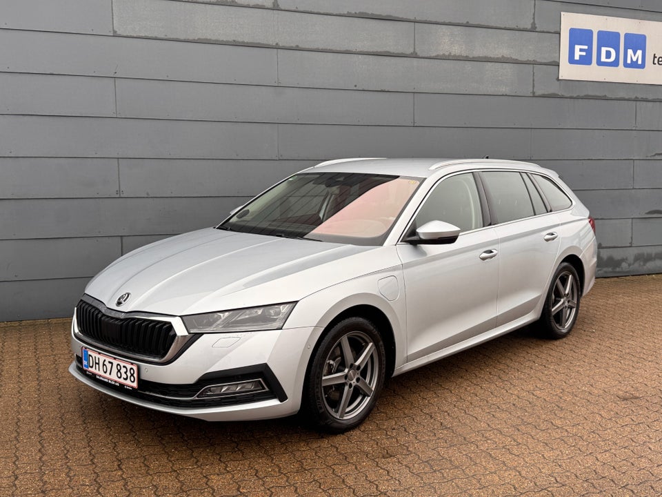 Skoda Octavia 1,4 TSi iV Plus Combi DSG 5d