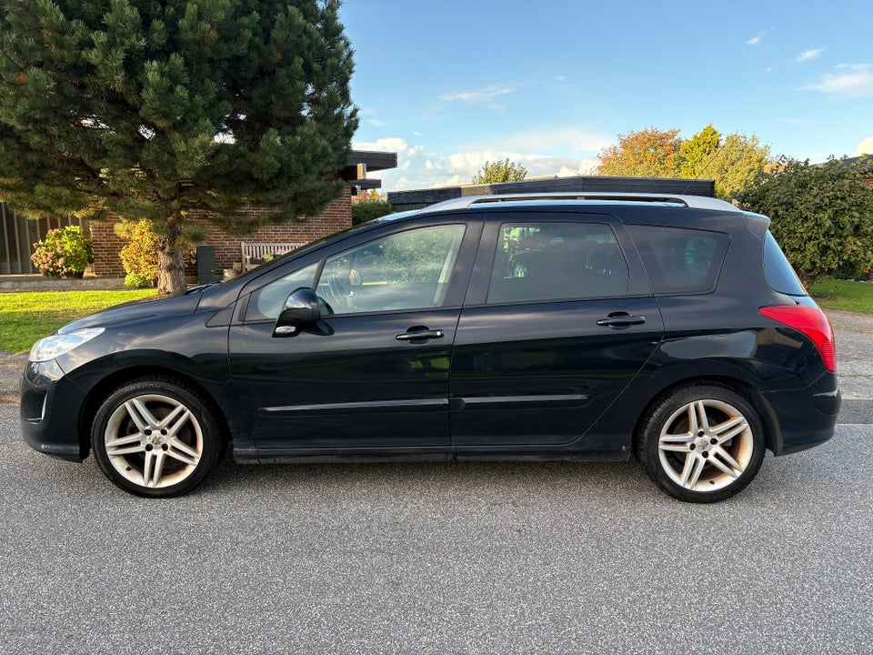 Peugeot 308 2,0 HDi 140 Sportium SW 5d