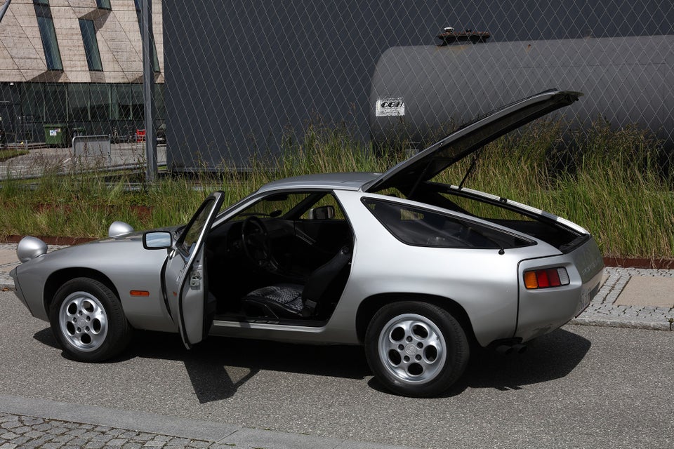 Porsche 928 4,5  3d
