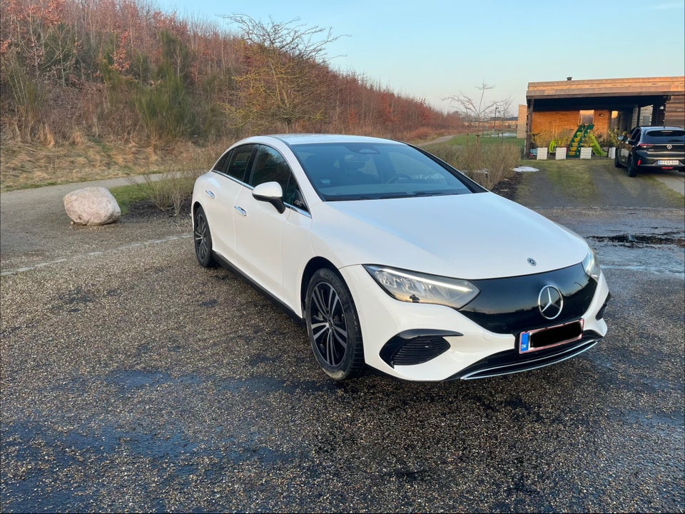 Mercedes EQE300 Electric Art 4d