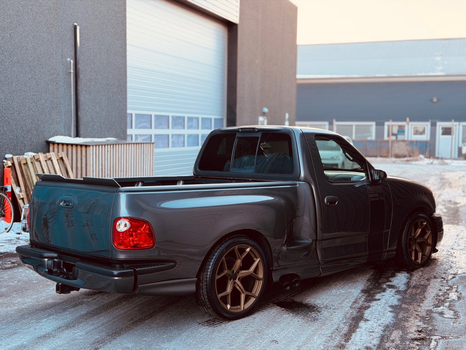 Ford F-150 5,4 SVT Lightning aut. 2d