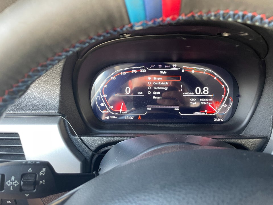 BMW 320i 2,0  4d