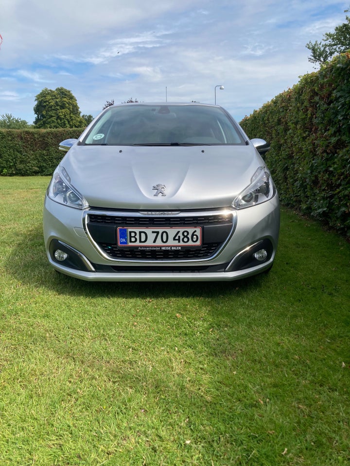 Peugeot 208 1,6 BlueHDi 100 Allure 5d