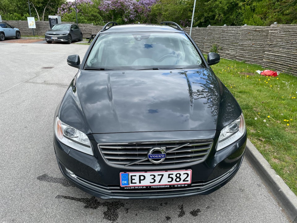 Volvo V70 2,0 T4 190 Momentum aut. 5d