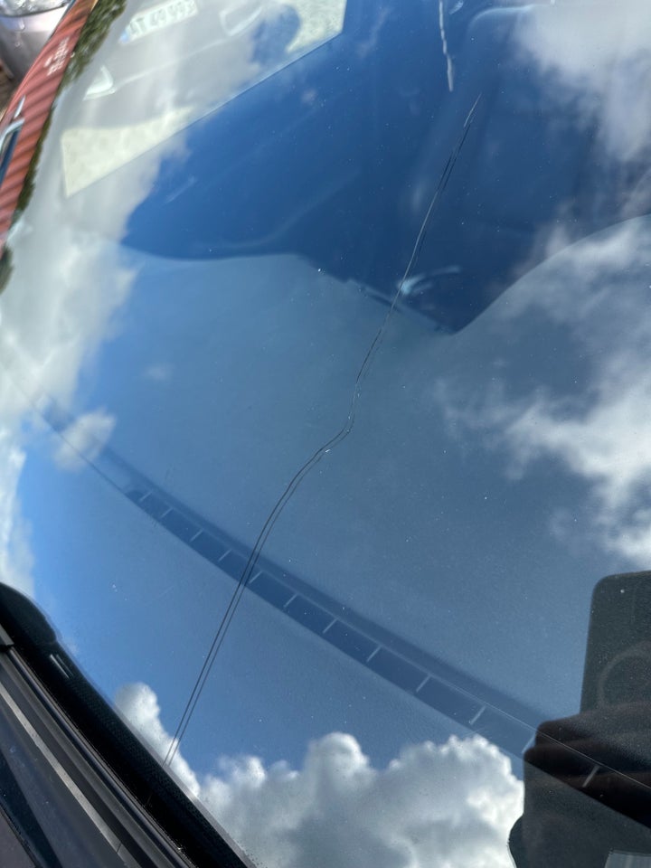 BMW 318i 2,0 4d