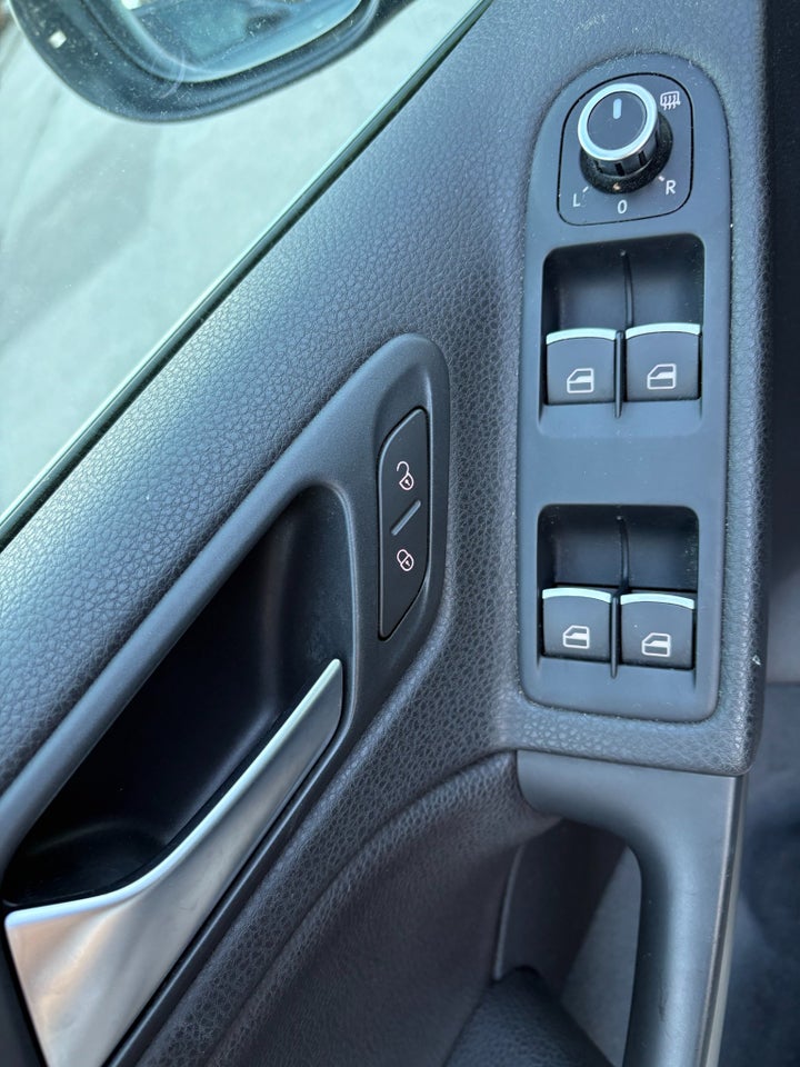 VW Golf VI 1,4 TSi 122 Cabriolet 2d