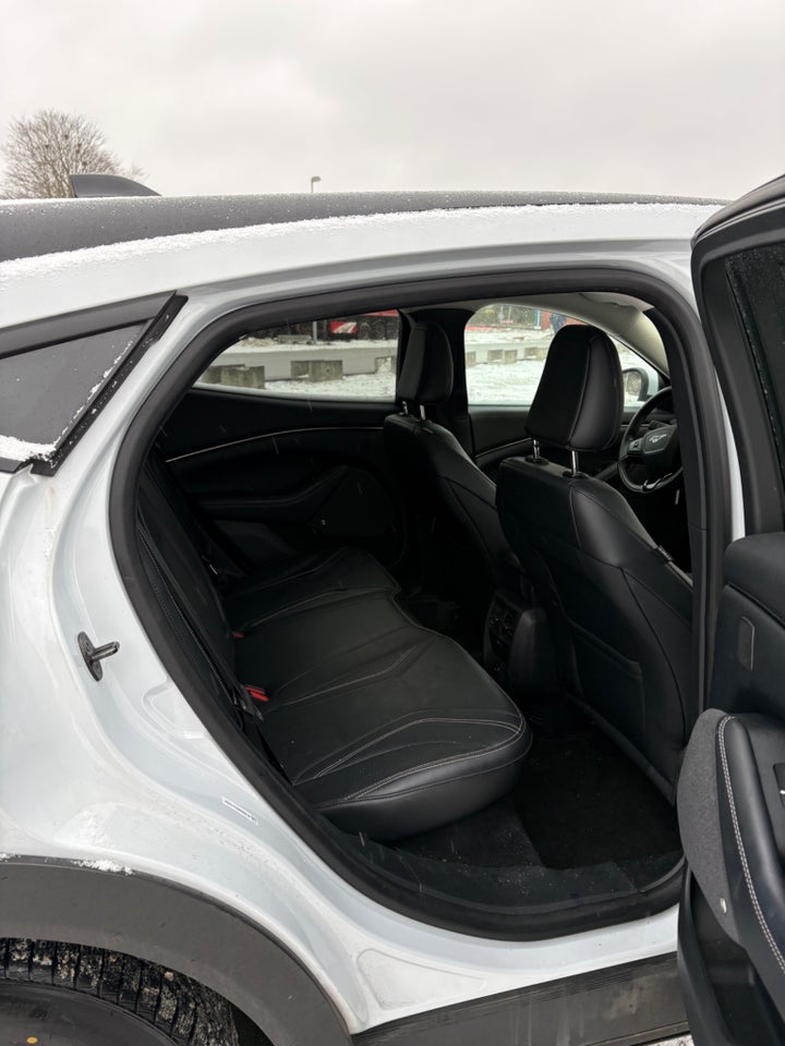 Ford Mustang Mach-E 88 Premium Extended Range 5d