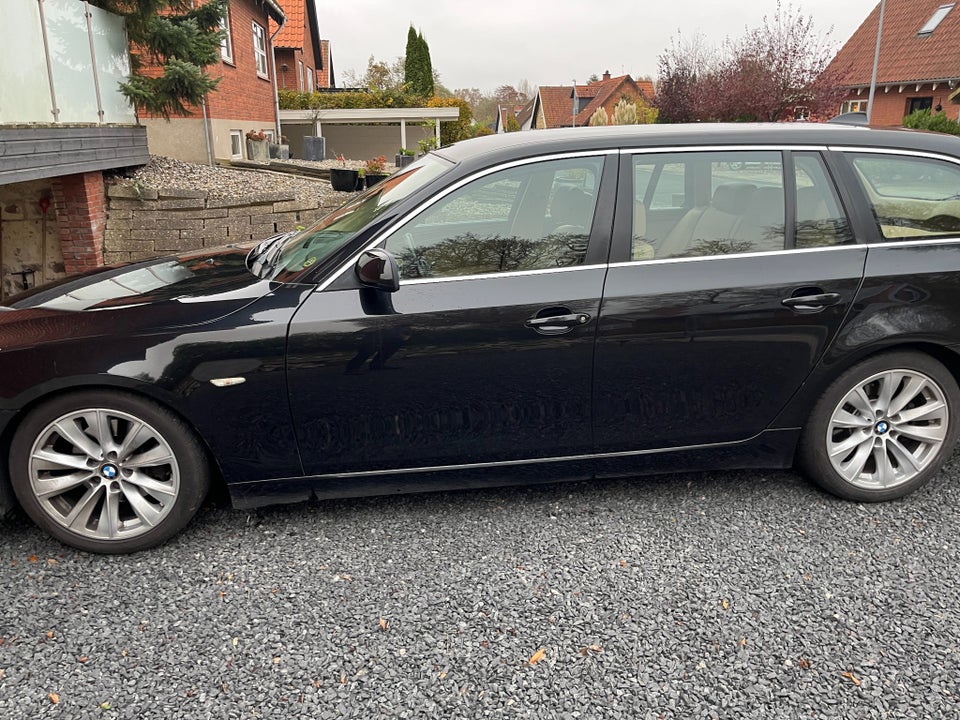 BMW 523i 2,5 Touring aut. 5d