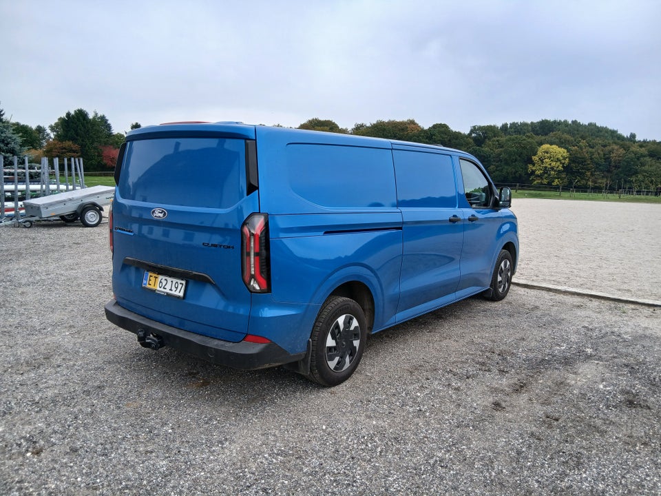 Ford E-Transit Custom 320 L2 64 Trend