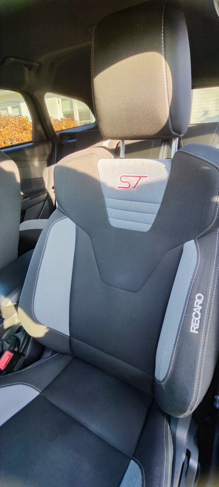 Ford Focus 2,0 TDCi 185 ST3 stc. 5d