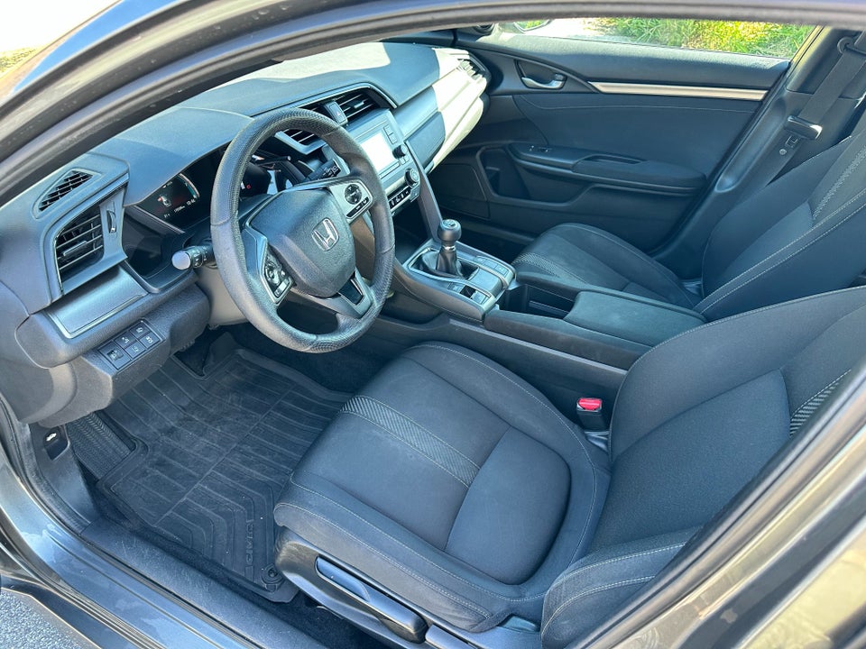 Honda Civic 1,0 VTEC Turbo Comfort 5d