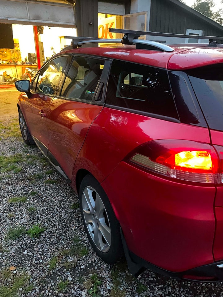 Renault Clio IV 1,5 dCi 90 Dynamique Sport Tourer Van 5d