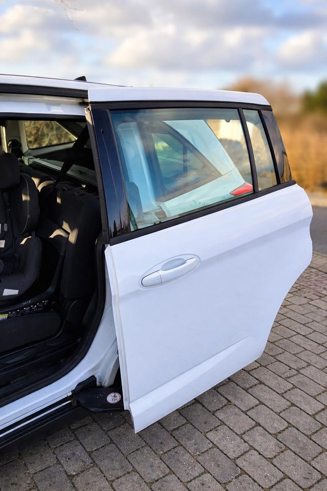 Ford Grand C-MAX 1,5 TDCi 120 Trend aut. 5d