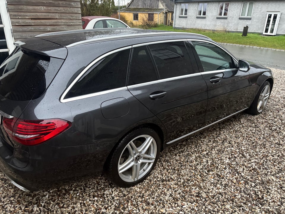 Mercedes C300 de 2,0 Business stc. aut. 5d