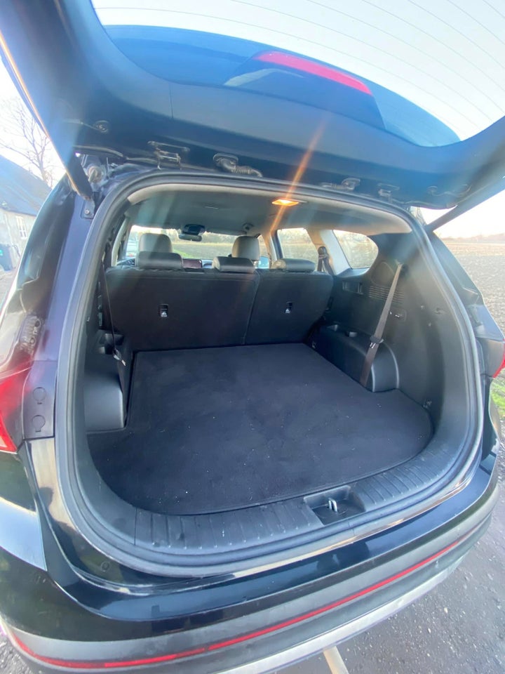 Hyundai Santa Fe 1,6 PHEV Essential aut. 4WD 7prs 5d