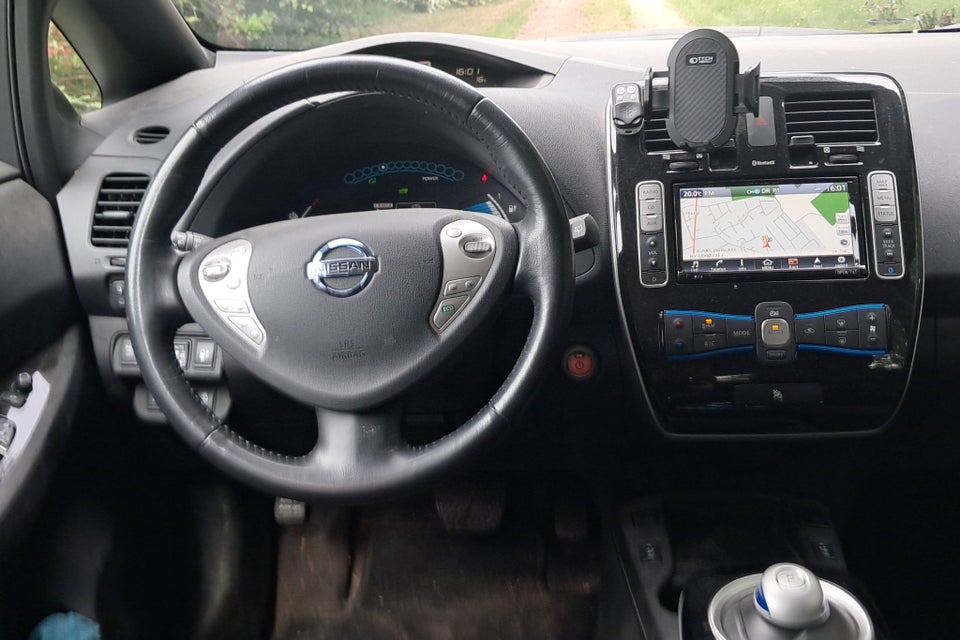 Nissan Leaf 24 5d