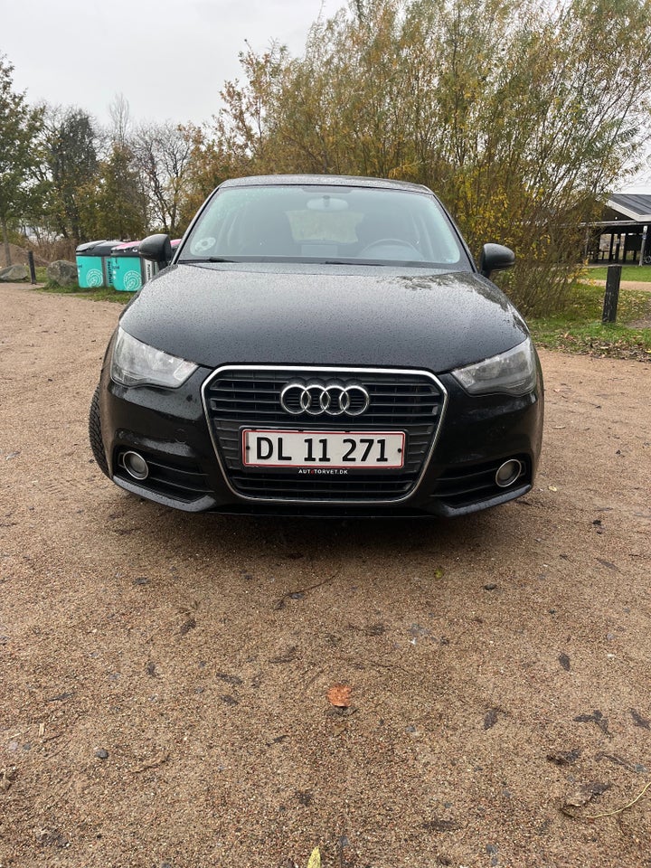 Audi A1 1,4 TFSi 122 Attraction Sportback S-tr. 5d